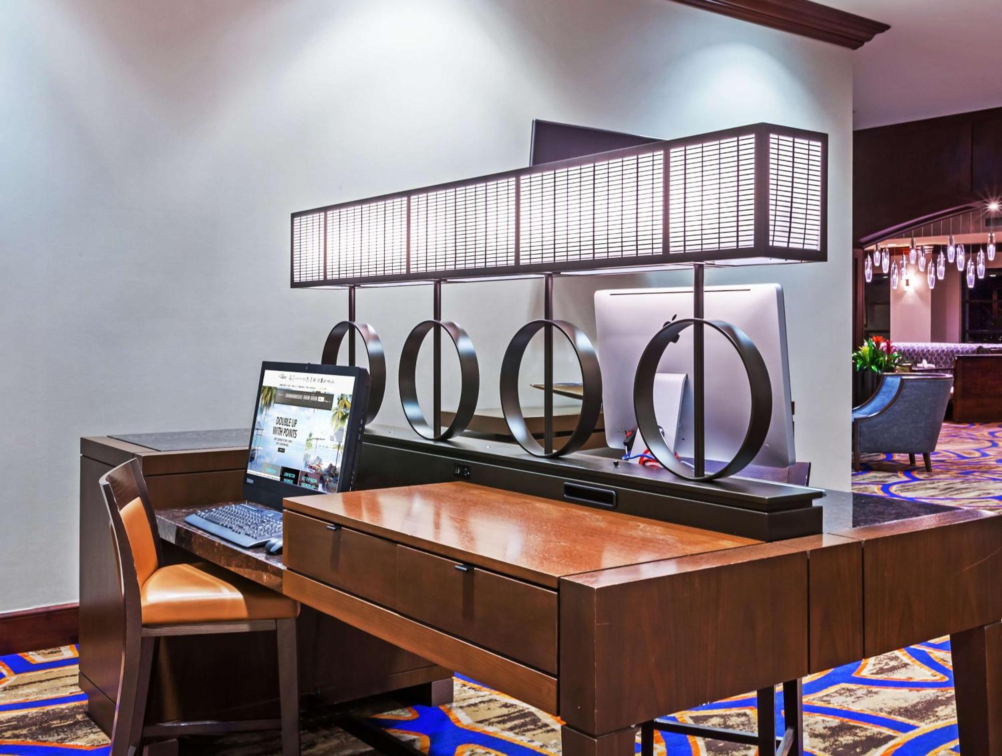 Hilton Waco Hotell Eksteriør bilde